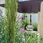 Courtyard Villa, Aleksandrovo (Burgas)